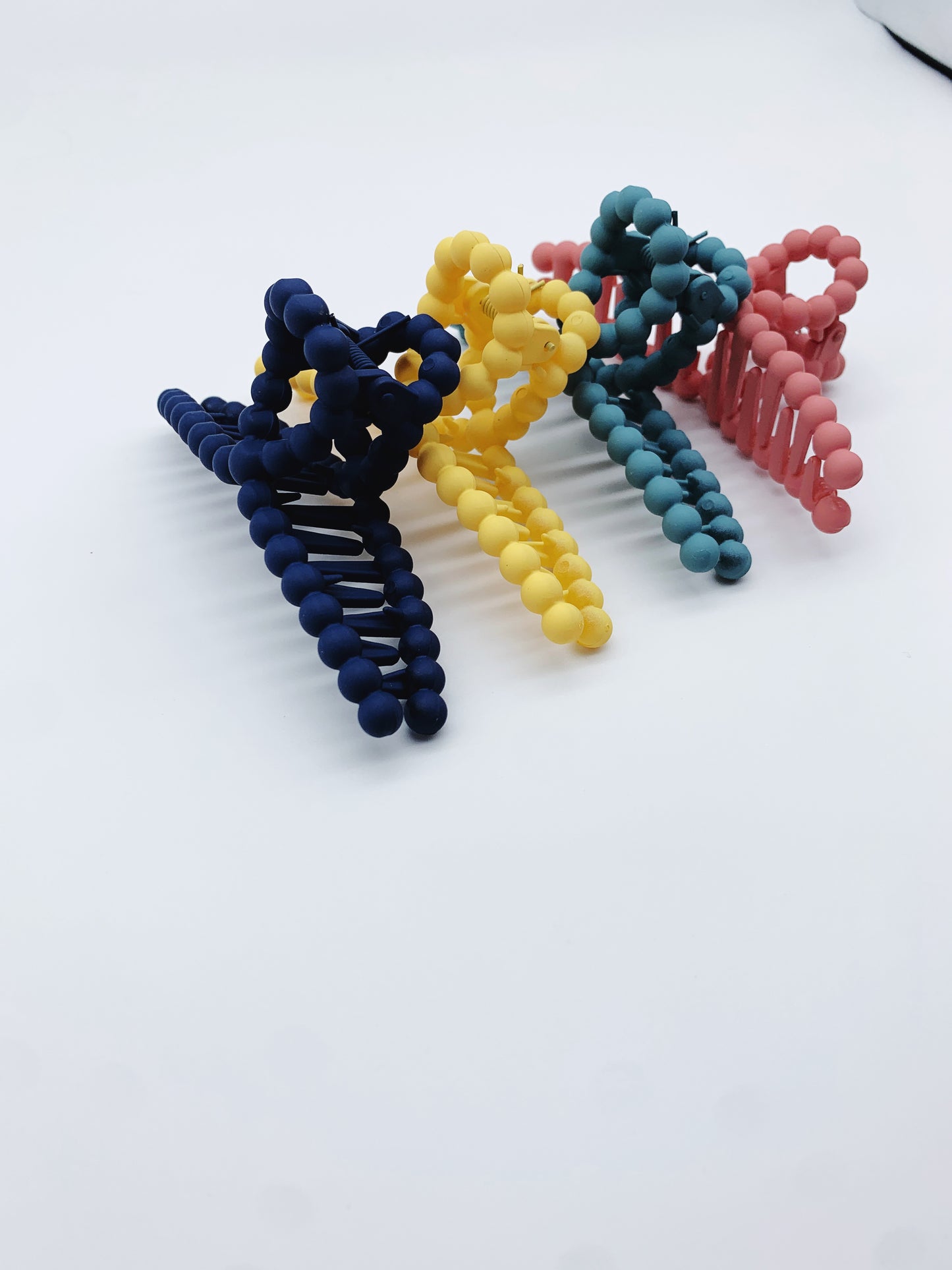 Large Dot Hair Claw Clips